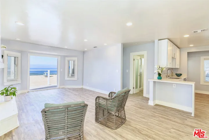 1836 The Strand, Hermosa Beach, California 90254