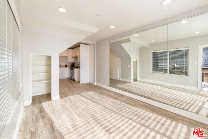 1836 The Strand, Hermosa Beach, California 90254