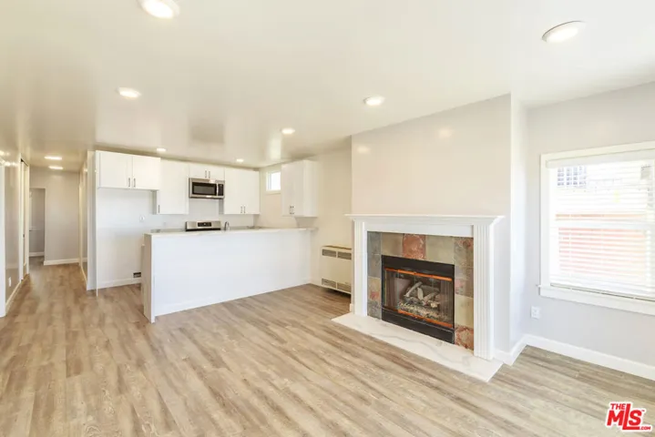 1836 The Strand, Hermosa Beach, California 90254