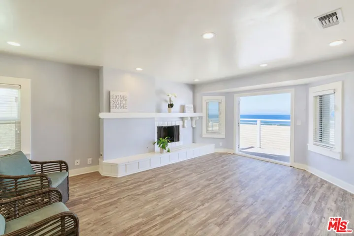 1836 The Strand, Hermosa Beach, California 90254