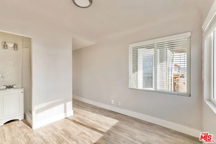 1836 The Strand, Hermosa Beach, California 90254