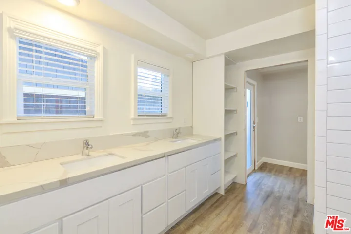1836 The Strand, Hermosa Beach, California 90254