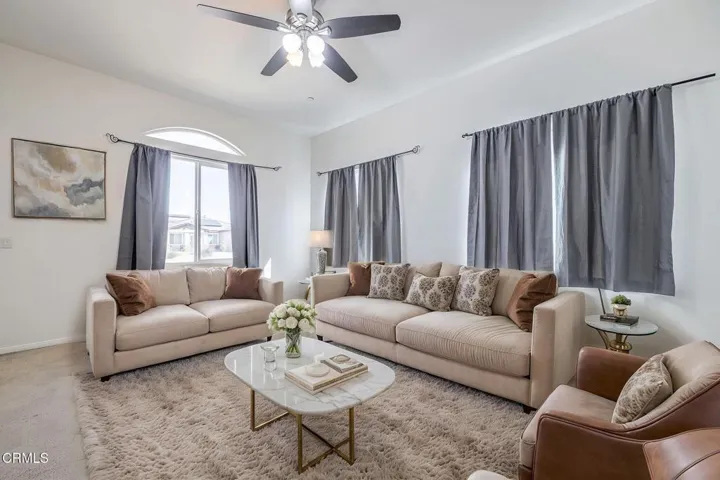 7-web-or-mls-AVOH--8 virtually staged