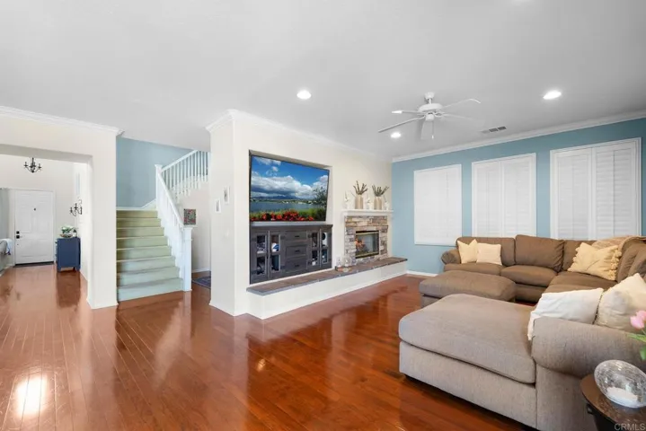 27853 Dogwood Gln, Escondido, California 92026