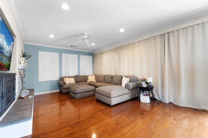 27853 Dogwood Gln, Escondido, California 92026