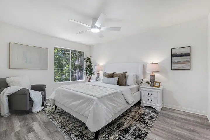 21500 Burbank 316, Woodland Hills, California 91367