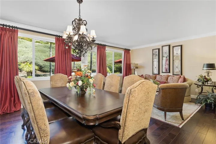 Formal dining room
