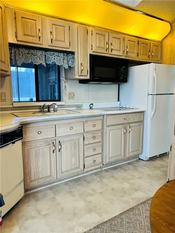 kitchen2