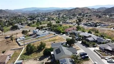 Bird's eye view drone picture of the surrounding area and neighborhood above lot 3