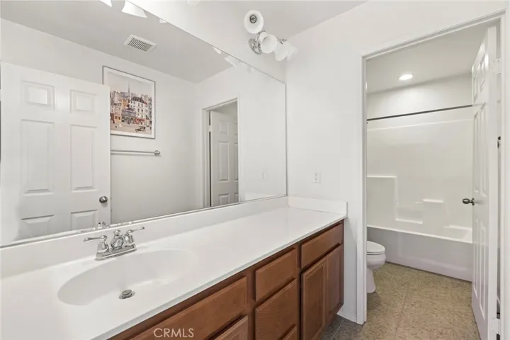 Upstairs Bathroom with tub
