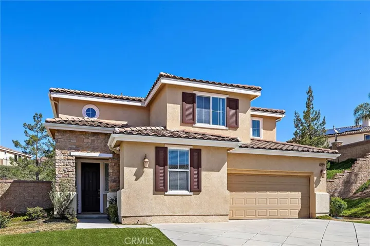 Single Family Detached Home in the Highly Desirable Community of Canyon Hills