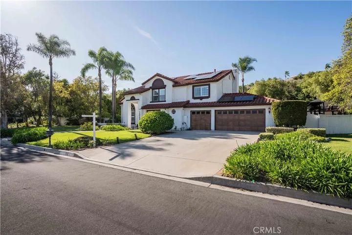 beautiful house with big driveway