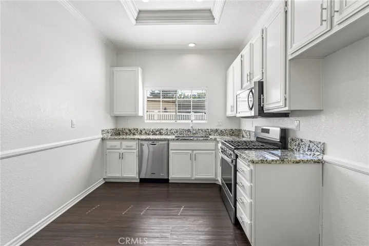 Remodeled Kitchen and Individual Laundry Room