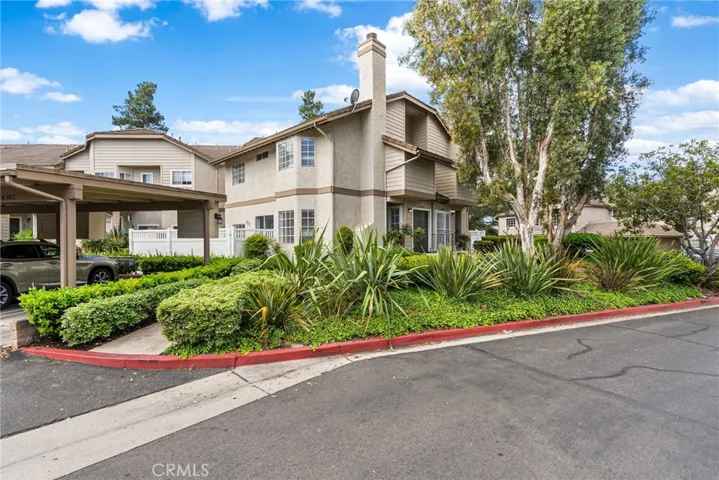 A Beautiful End Unit Home