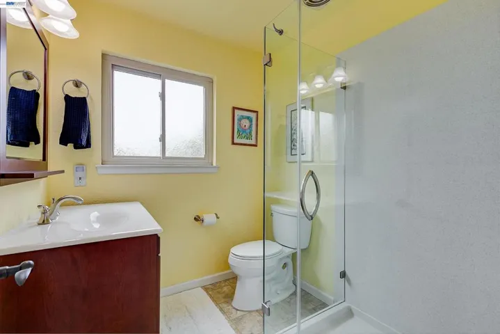 Upstairs Bathroom