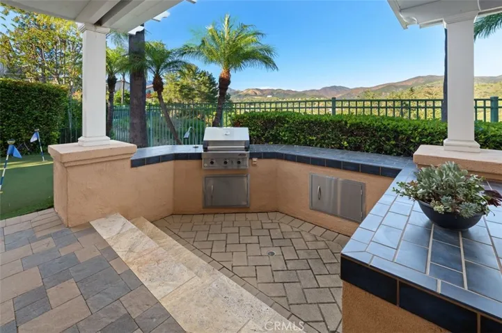 Perfect place for grilling outdoors & enjoying those Amazing VIEWS!
