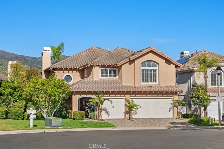 Beautiful 6 Beaconsfield!