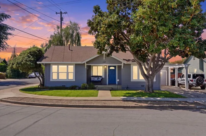 207 E Rincon Avenue, Campbell, California 95008