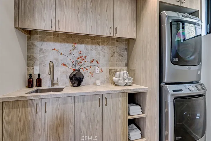 315 25th, Manhattan Beach, California 90266