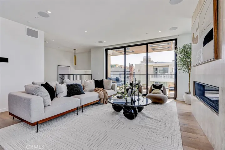 315 25th, Manhattan Beach, California 90266