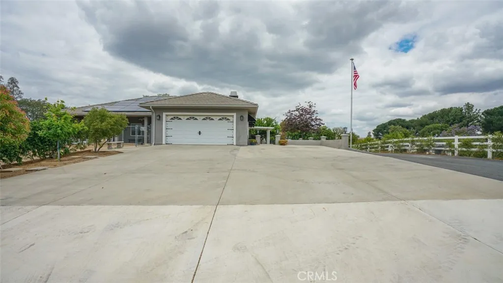 Front of Home Side Angle /Garage/ Tons of Parking