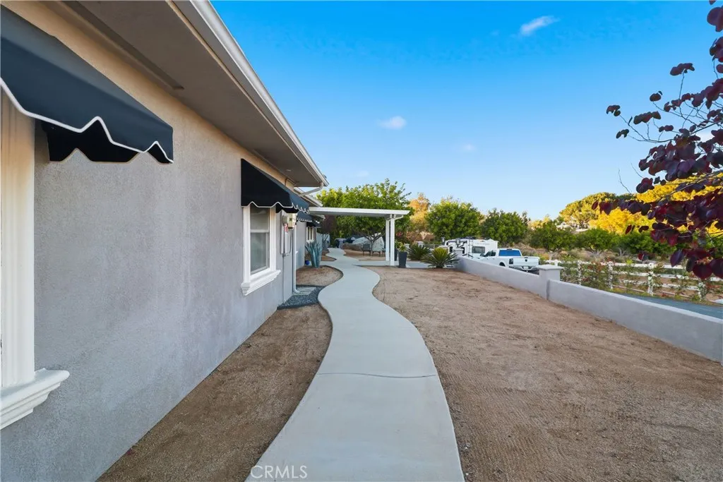 Walkway to Front Entry