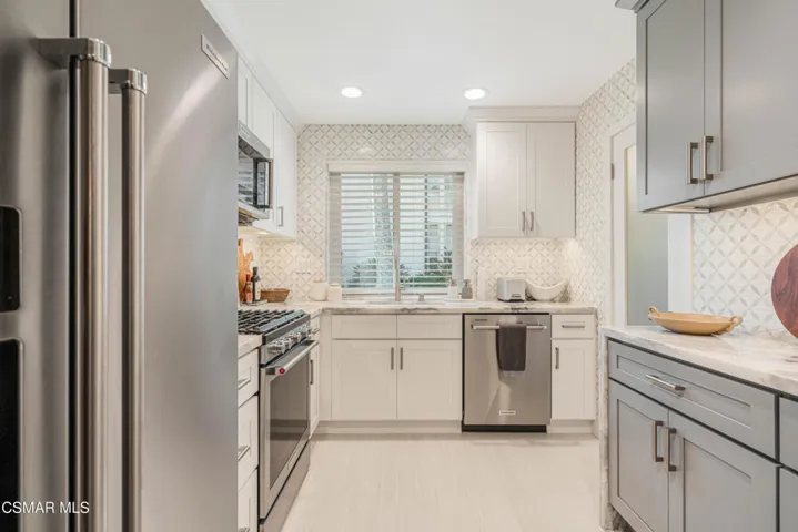 31556 Agoura Road 2, Westlake Village