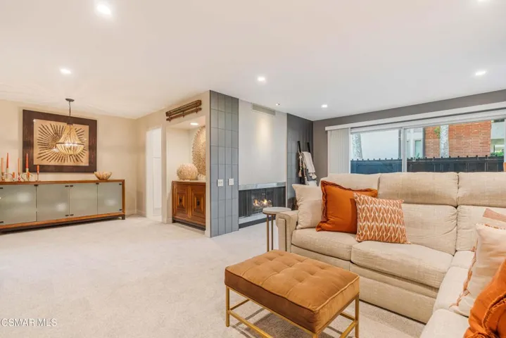 31556 Agoura Road 2, Westlake Village