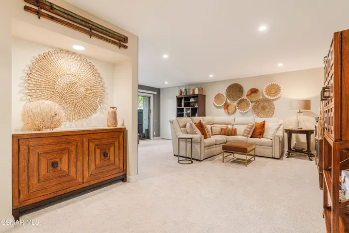 31556 Agoura Road 2, Westlake Village
