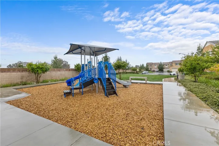 921 Bluebell, Beaumont, California 92223