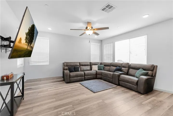 921 Bluebell, Beaumont, California 92223