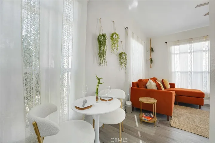 Functional Dining/ Breakfast Nook