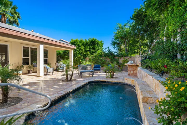 60755 Living Stone D