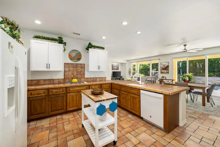 60755 Living Stone D