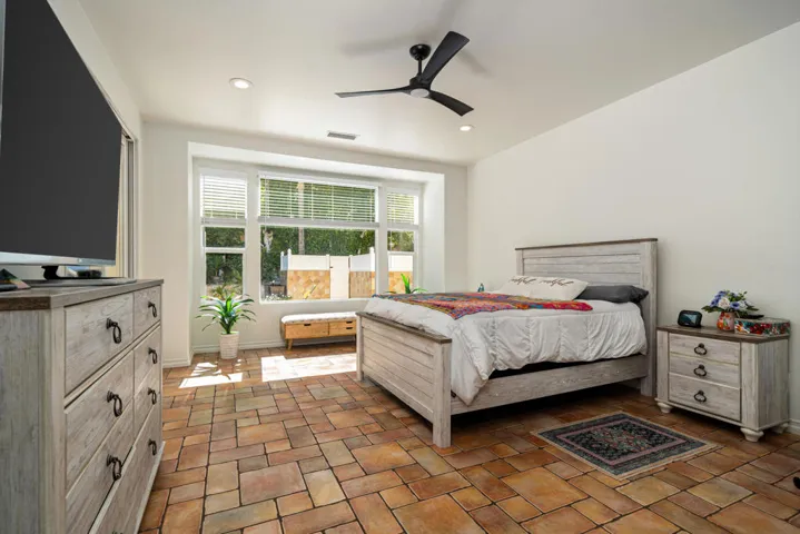 60755 Living Stone D