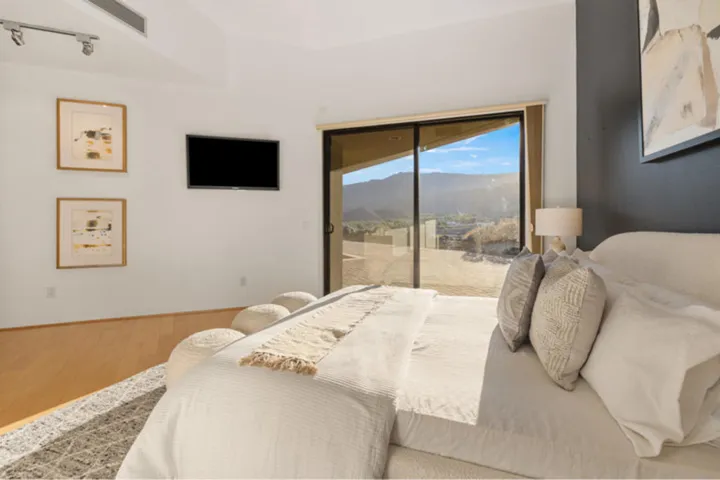 073_141-print-am4a3863_215