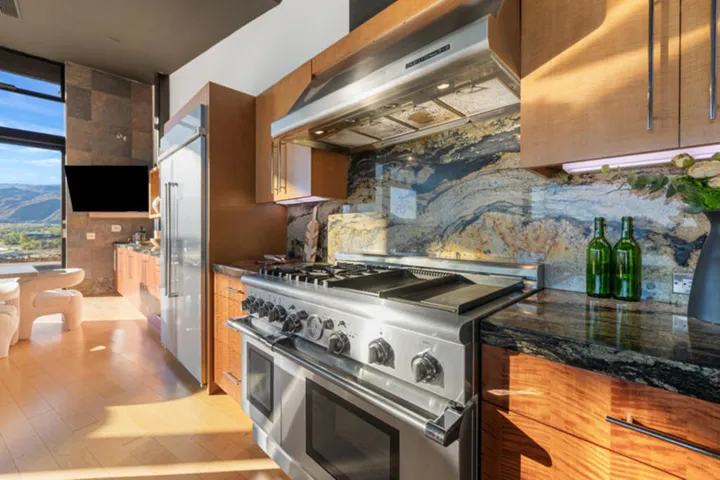 038_222-print-am4a3372_294