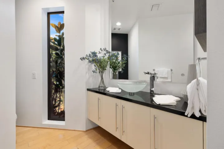 043_239-print-am4a3275_83