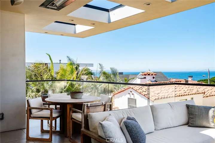 3203 Vista Drive, Manhattan Beach, California 90266