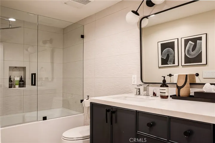 3203 Vista Drive, Manhattan Beach, California 90266