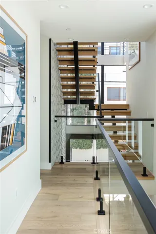 3203 Vista Drive, Manhattan Beach, California 90266