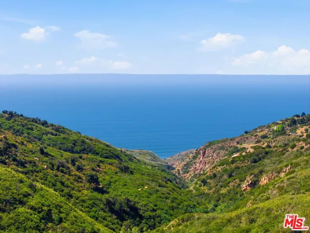 3065 S S Foose Road, Malibu, California 90265
