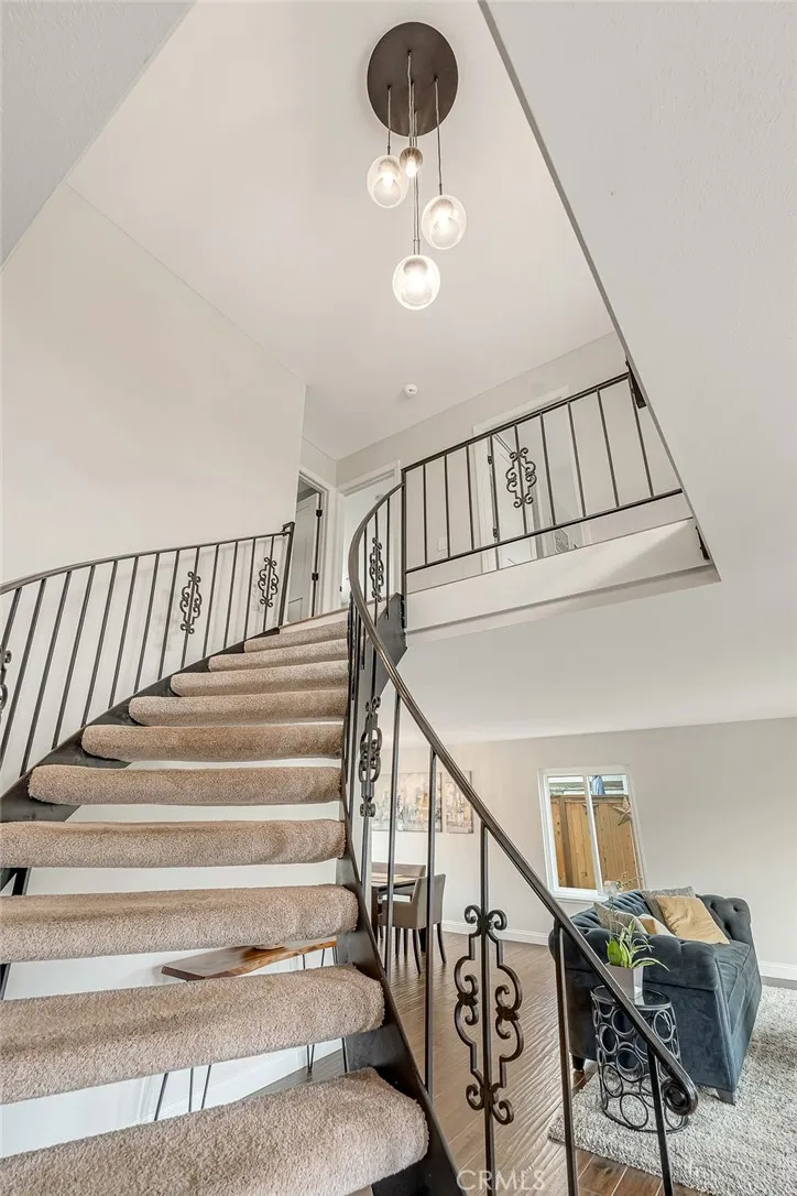 Step upstairs to 2nd level