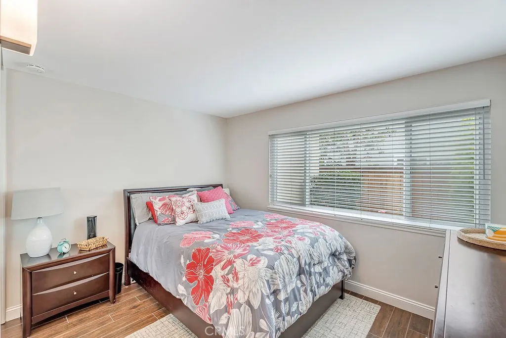 Downstairs bedroom #5