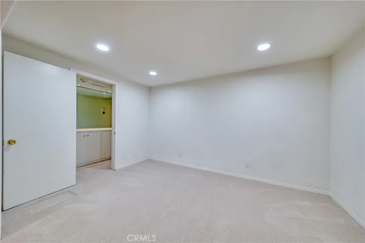 Den