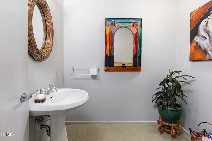 1018 Glen Oaks Blvd 021-mls