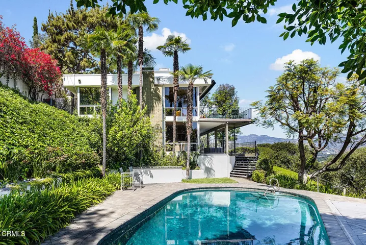 1018 Glen Oaks Blvd 074-mls