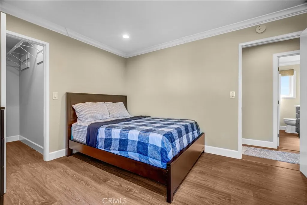 upstairs bedroom 4