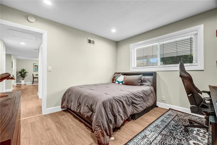 downstairs bedroom 2