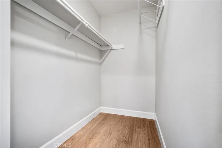 upstairs bedroom 4 WIC